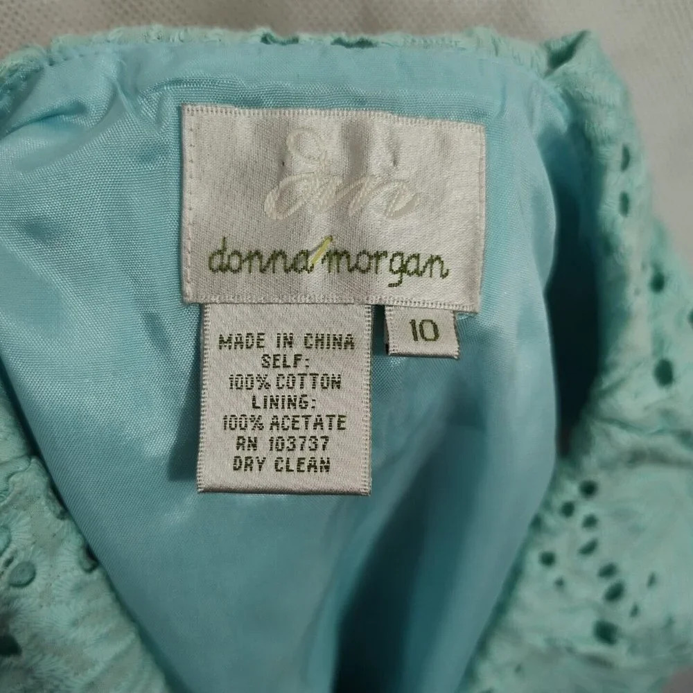 Donna Morgan Blue Sleeveless Surplice Eyelet Dress Women Size 10 Floral NO BELT - Picture 6 of 7